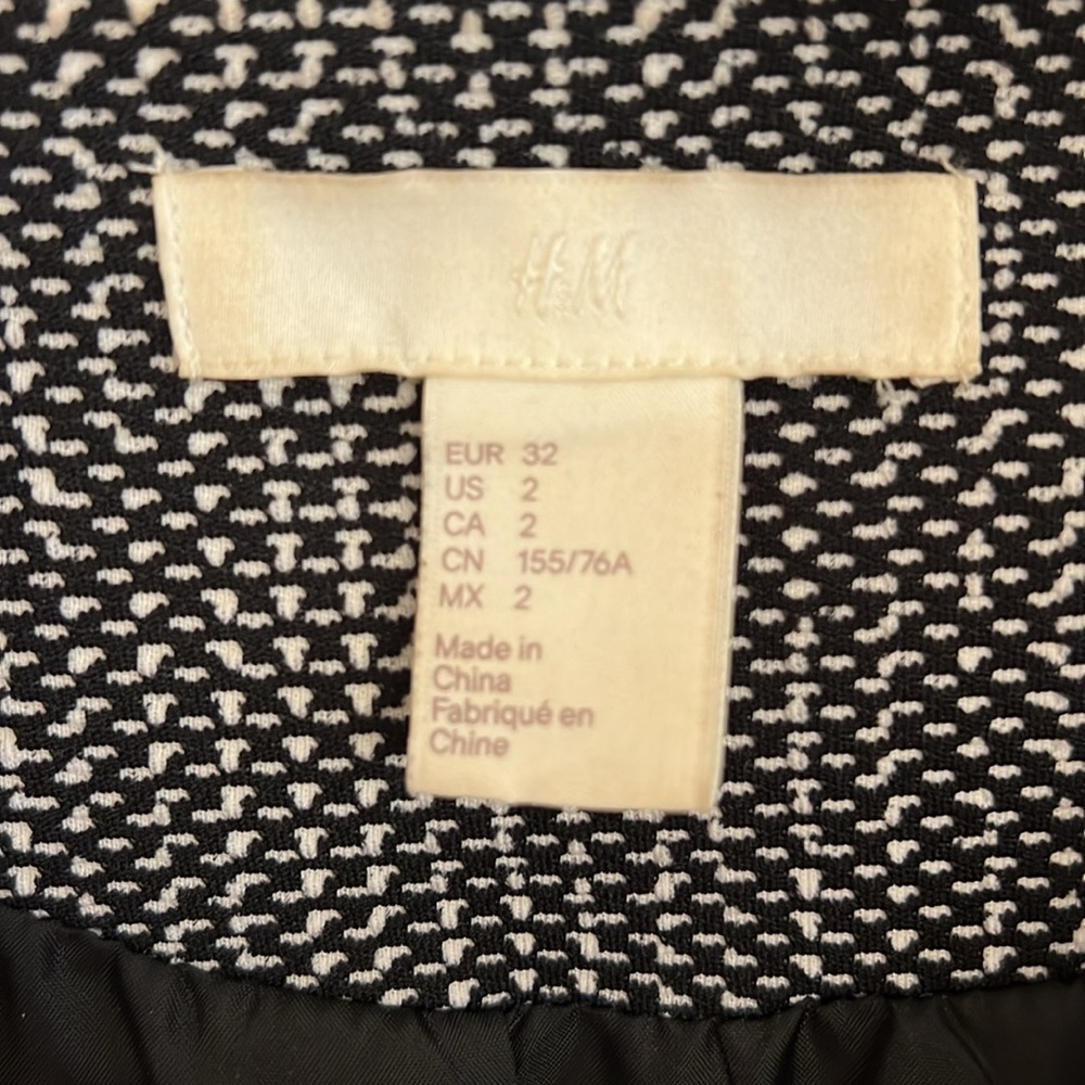 H&M Jacket - Picture 2 of 6